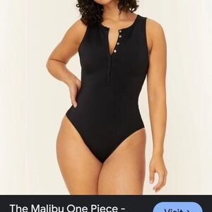 High neck swimsuit